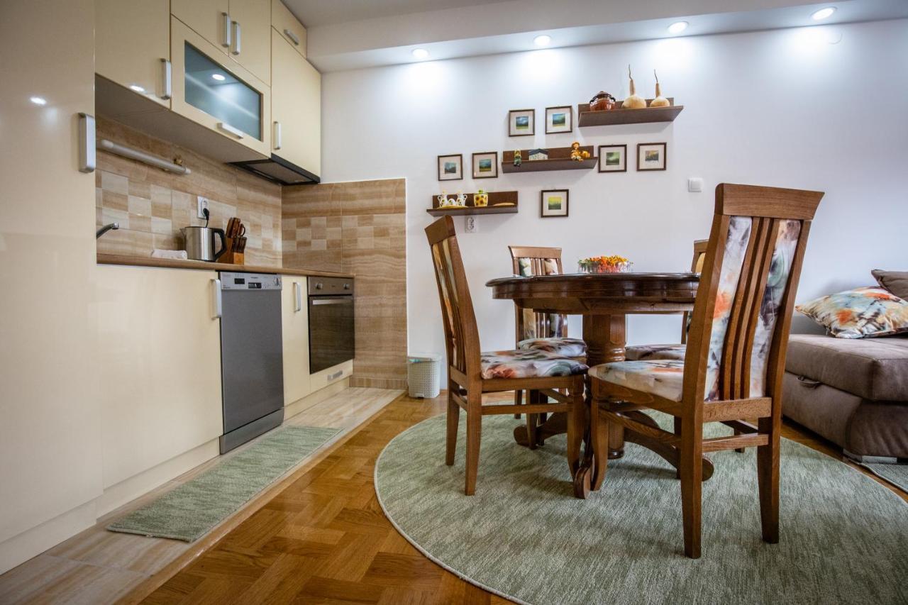 Crystal Apartment Суботиця Екстер'єр фото