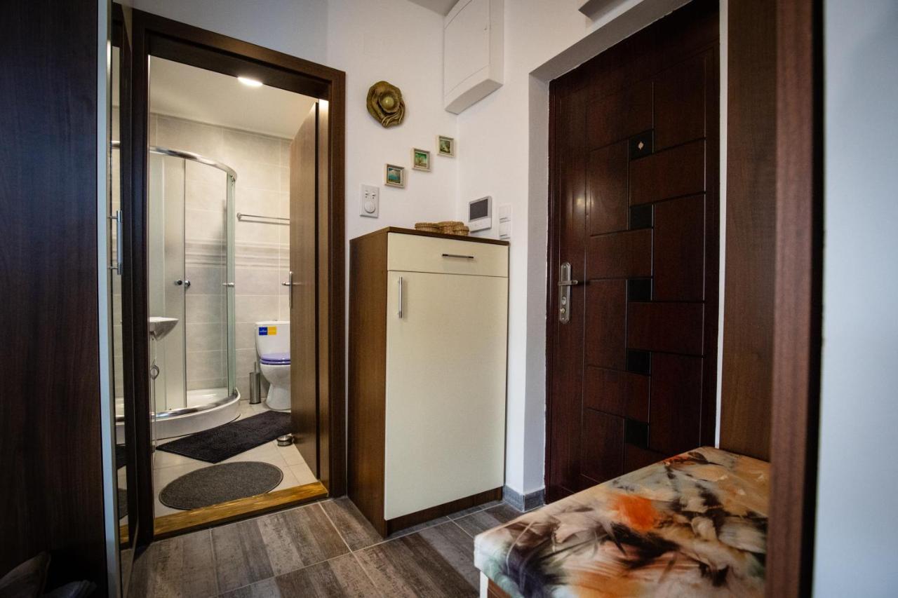 Crystal Apartment Суботиця Екстер'єр фото